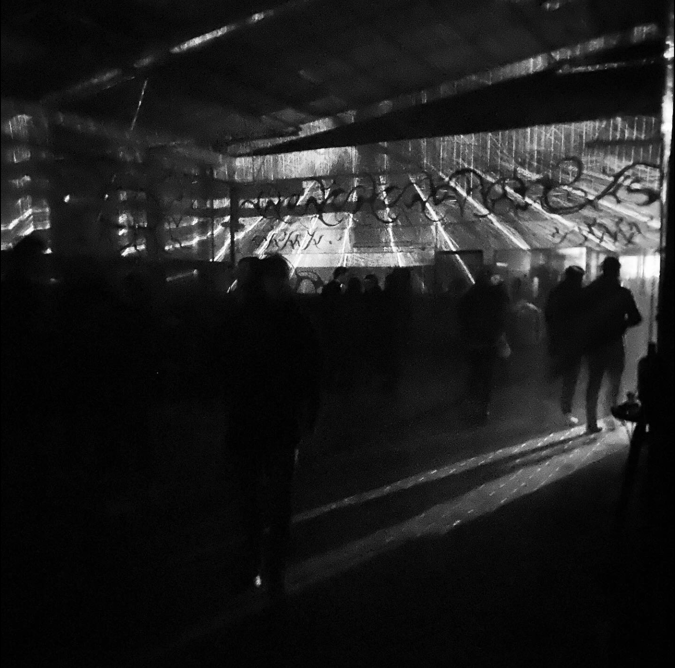 7ARTCORE - Rave Wallmural Documentation